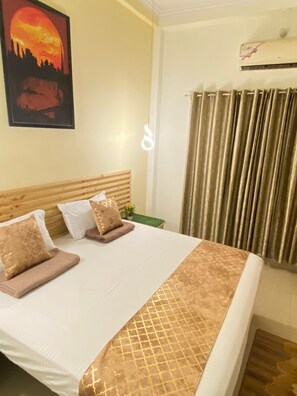 Phòng Deluxe | Truy cập Internet không dây miễn phí, bộ trải giường 