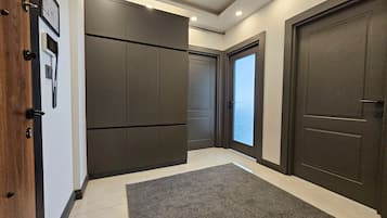 Apartment, Accessible | 2 bedrooms, Internet