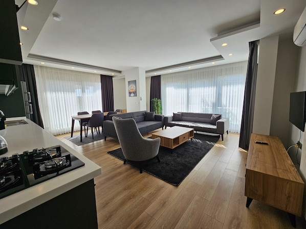 Apartment, Accessible | 2 bedrooms, Internet