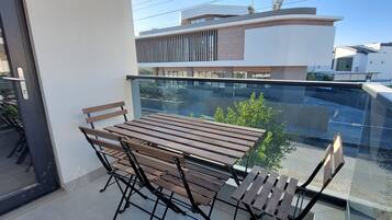 Apartamento | 3 dormitorios y Internet