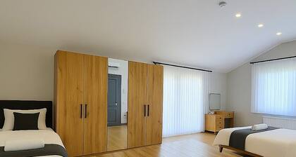 Professionally Maintained Spacious New Suites 2-4