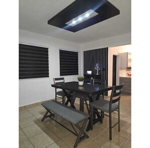 Dining - Casa Marlet Vieques - Ideal getaway with unique extras. (Vieques)