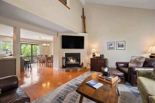 3 Bedroom Townhouse Across from Holimont