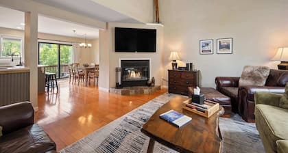 3 Bedroom Townhouse Across from Holimont