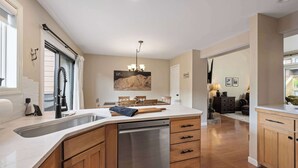 Unclassified image, 3 of 60, button - 3 Bedroom Townhouse Across from Holimont (Ellicottville)