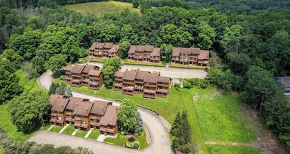 3 Bedroom Townhouse Across from Holimont