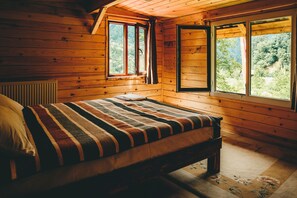 Deluxe Bungalow, Mountain View | Free WiFi