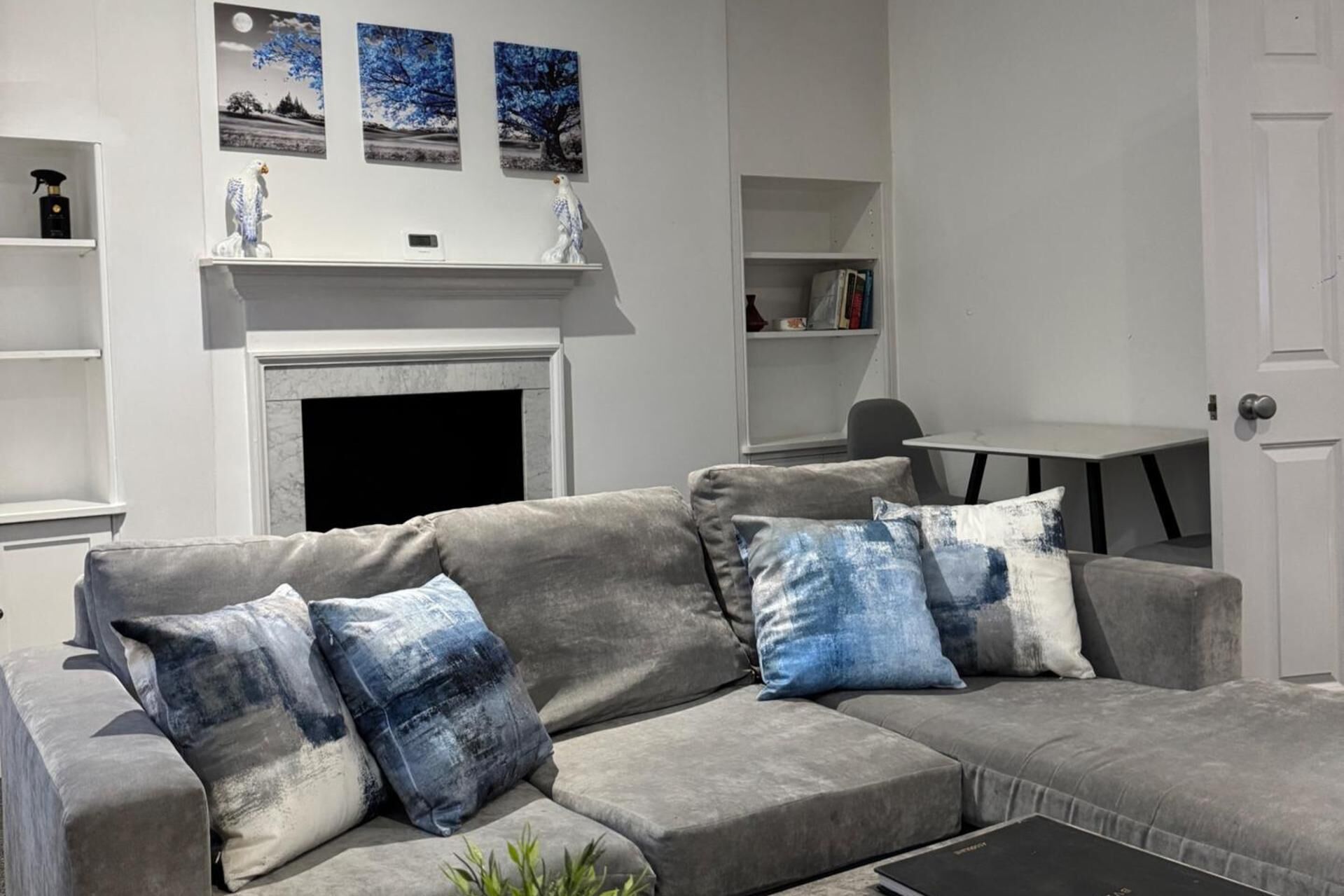 บริเวณนั่งเล่น