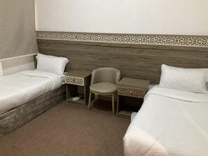 Habitació quàdruple | Wifi gratuïta 