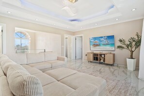 獨棟房屋 (Multiple Bedrooms) | 住宿設施服務