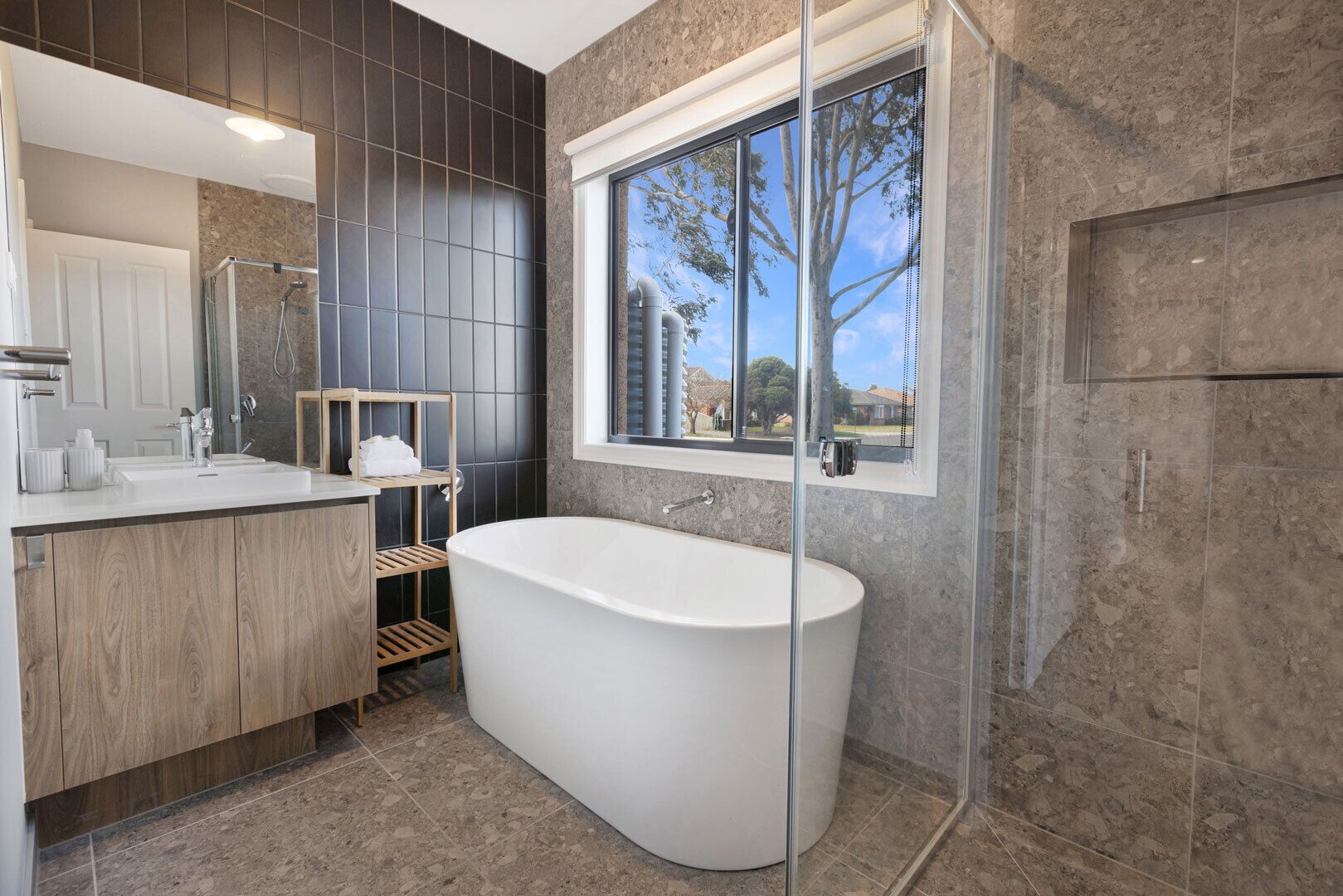 Shower, towels
