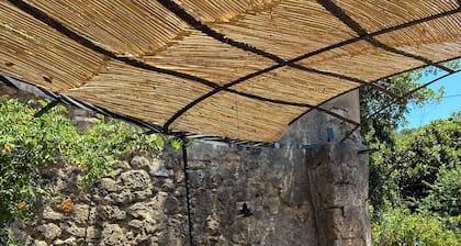 La petite maison du Couvent des Ecrevisses, pour 4 personnes au coeur de Barjols