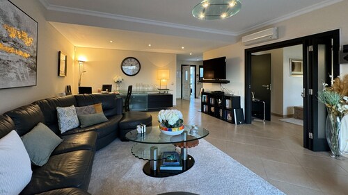 Mystic Galé 3 bedroom villa 500m from the beach