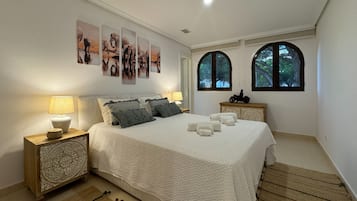 2 habitaciones, tabla de planchar con plancha y wifi gratis