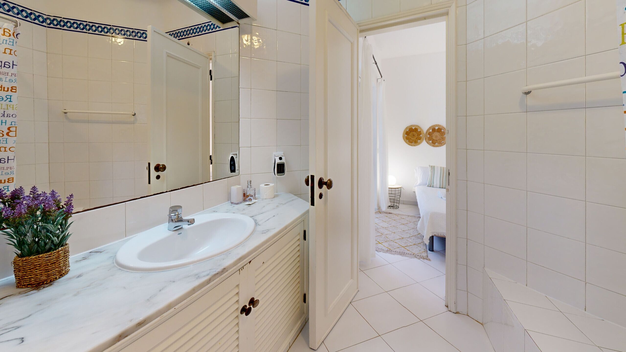 Hair dryer, towels