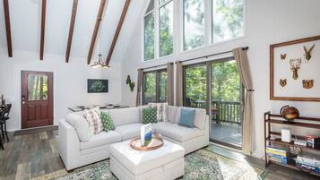 Televisión, chimenea