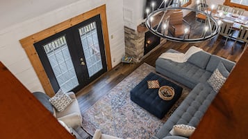 TV, fireplace, DVD player, table tennis