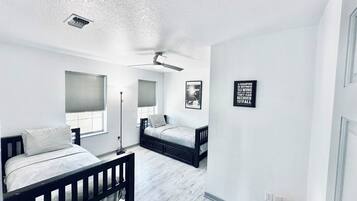 4 chambres, fer et planche Ă repasser, Wi-Fi gratuit, draps fournis