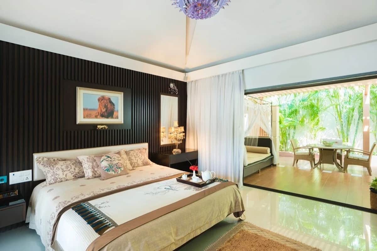 Deluxe Room, Balcony | Free WiFi