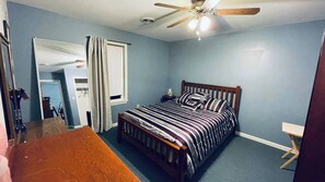 2 bedrooms, WiFi - Spacious 2BR Apt – Families, Couples & Business Travelers (Waynesboro)