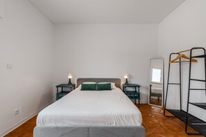 4 Schlafzimmer, Bügeleisen/Bügelbrett, WLAN, Bettwäsche