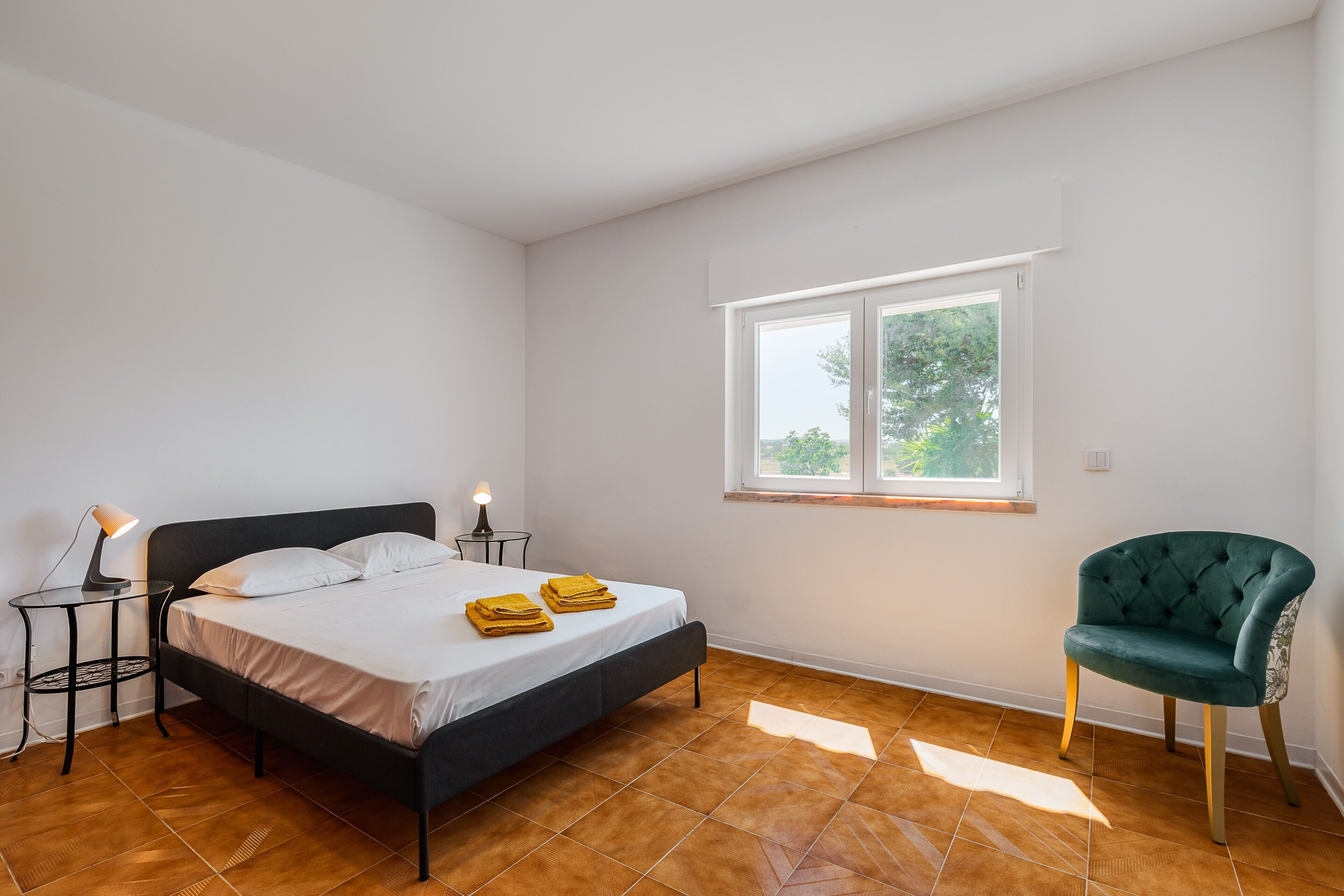 4 Schlafzimmer, Bügeleisen/Bügelbrett, WLAN, Bettwäsche