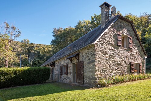 Maison de vacances 'Baou' avec vue sur la montagne, terrasse privée et Wi-Fi