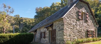 Holiday Home 'Baou' with Mountain View, Private Terrace and Wi-Fi