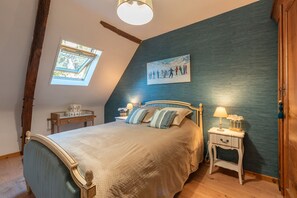 2 dormitorios, tabla de planchar con plancha, wifi