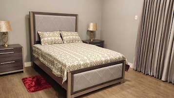 4 chambres, fer et planche Ă  repasser, Wi-Fi, draps fournis