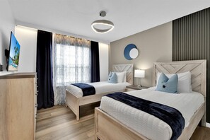 1 bedroom, iron/ironing board, WiFi, bed sheets - LNA3731 Summary:<br>Wind (Davenport)