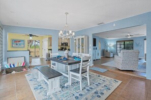 Dining - Bbc18614 (Port Charlotte)