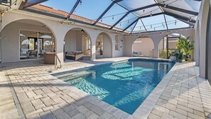 Imagen sin descripción, 3 de 34, botón