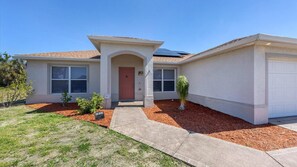 Exterior - Fma14400 (Port Charlotte)