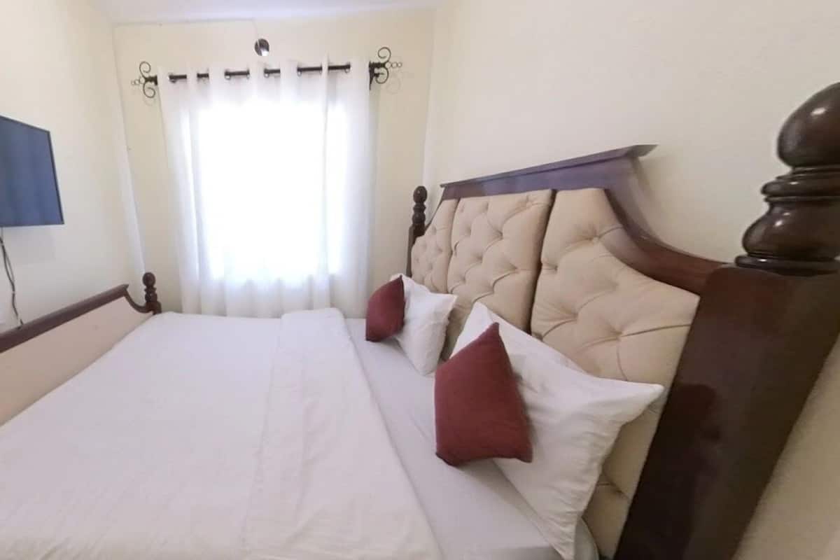 Phòng đôi Deluxe, quang cảnh thành phố | Truy cập Internet không dây miễn phí, bộ trải giường 