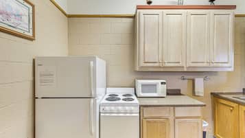 Apartment (0 Bedroom) | Interior