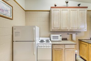 Apartment (0 Bedroom) | Interior