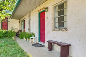 Apartment (0 Bedroom) | Interior - Hike, Fish & More: Quaint Lake Whitney Retreat (Whitney)