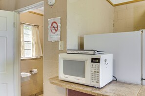 Apartment (0 Bedroom) | Interior
