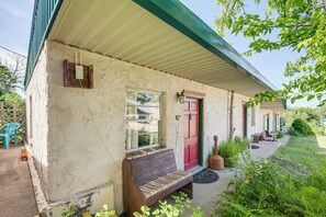 Apartment (0 Bedroom) | Interior - Hike On-site: Lake Whitney Studio Hideaway (Whitney)