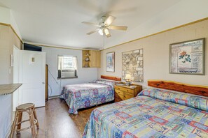 Apartment (0 Bedroom) | Interior