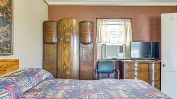 Apartment (0 Bedroom) | Interior