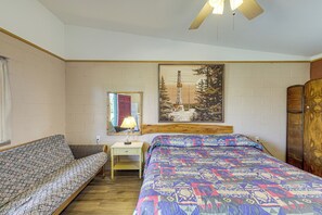 Apartment (0 Bedroom) | Interior