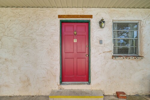 Patio & Trail Access: Lake Whitney Studio!