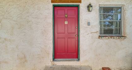 Patio & Trail Access: Lake Whitney Studio!