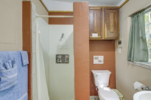 Patio & Trail Access: Lake Whitney Studio!