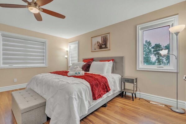 6 Schlafzimmer, Bügeleisen/Bügelbrett, kostenloses WLAN, Bettwäsche