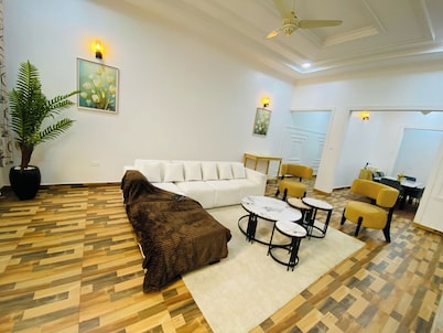 3-bedroom house in lovely Nungwi with AC,living room,kitchen & streaming service