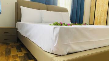 3 bedrooms, iron/ironing board, WiFi
