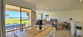 Pelican Shore Villa 21 - Kalbarri, WA